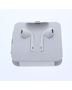 Apple NEW Wired Lightning Headphone In Ear A1748 White - (MMTN2AM/A)