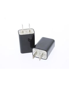 Amazon B-STOCK USB-A Wall Charger 1AMP Black / white 